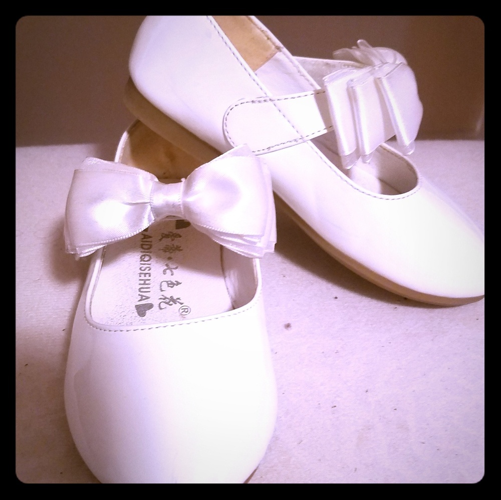 Dress shoes